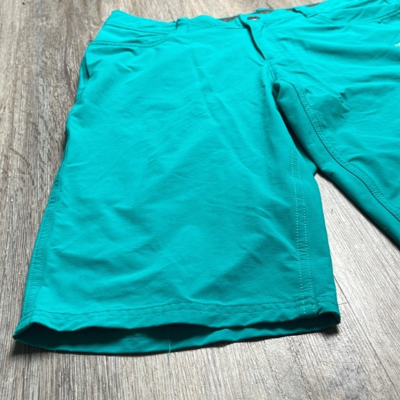 The North Face Nylon Bermuda Shorts Size 8 - Picture 5 of 15